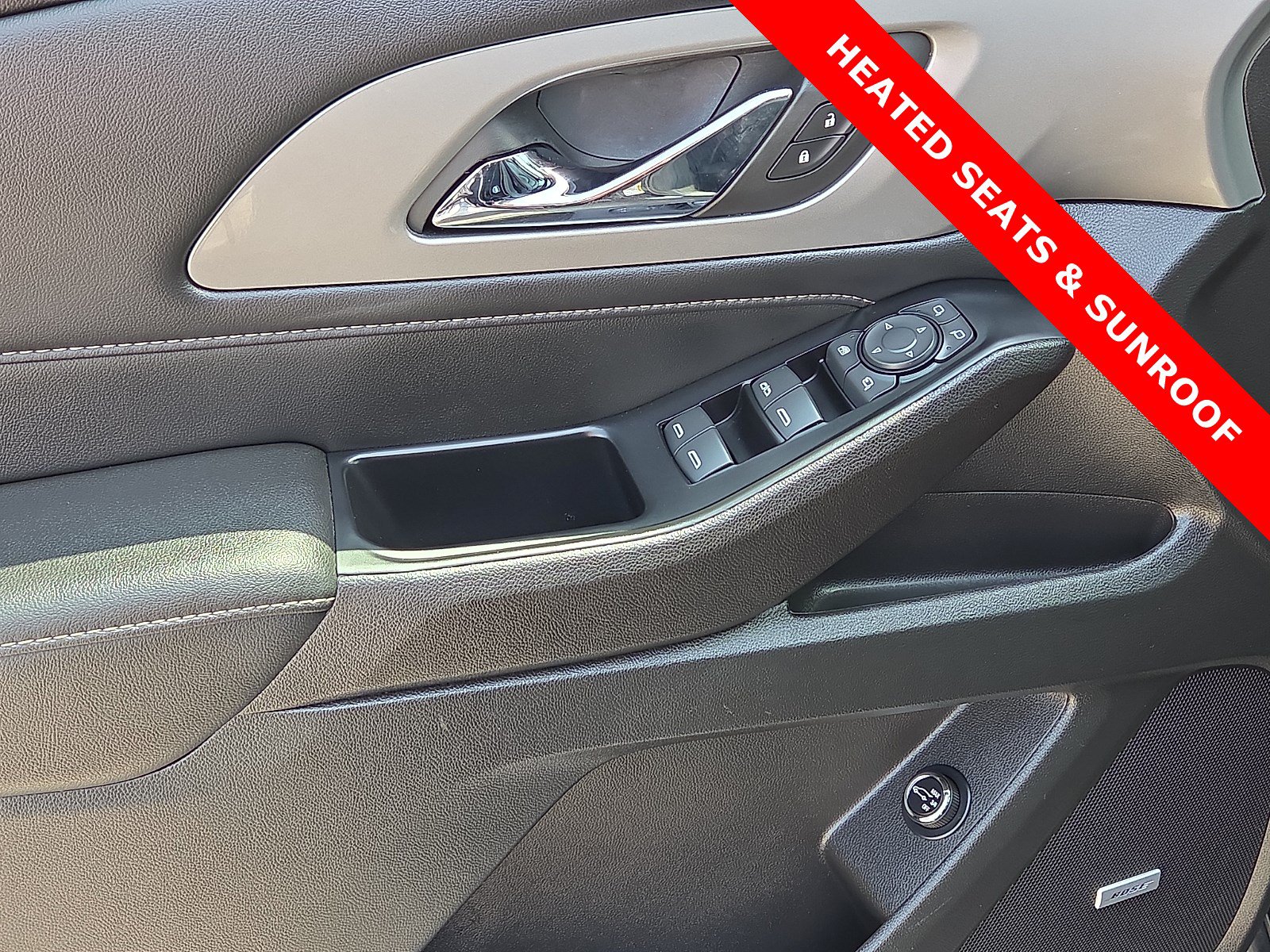 Used 2023 Chevrolet Traverse LT w/ LT Premium Package FWD image 15