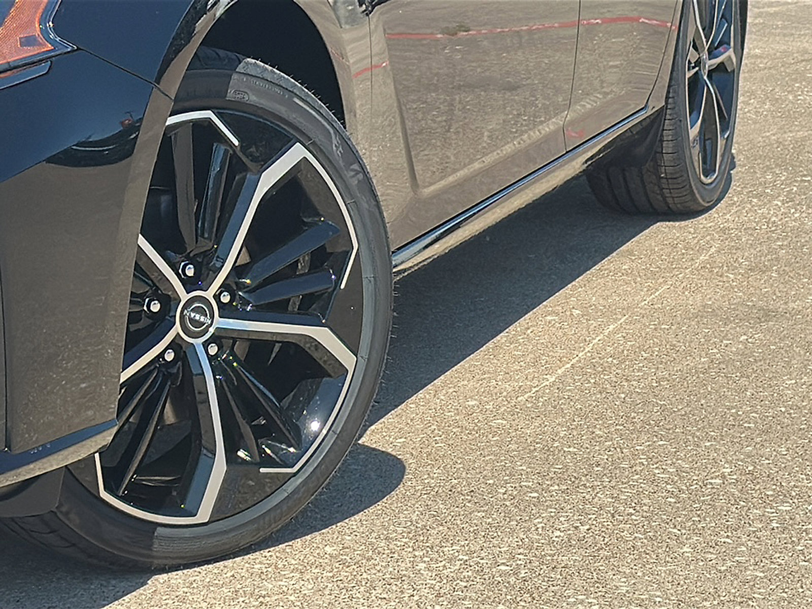 New 2025 Nissan Altima 2.5 SR w/ SR Premium Package image 3