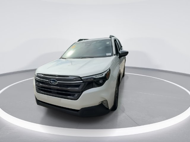 Used 2026 Subaru Forester Premium AWD/4WD image 3
