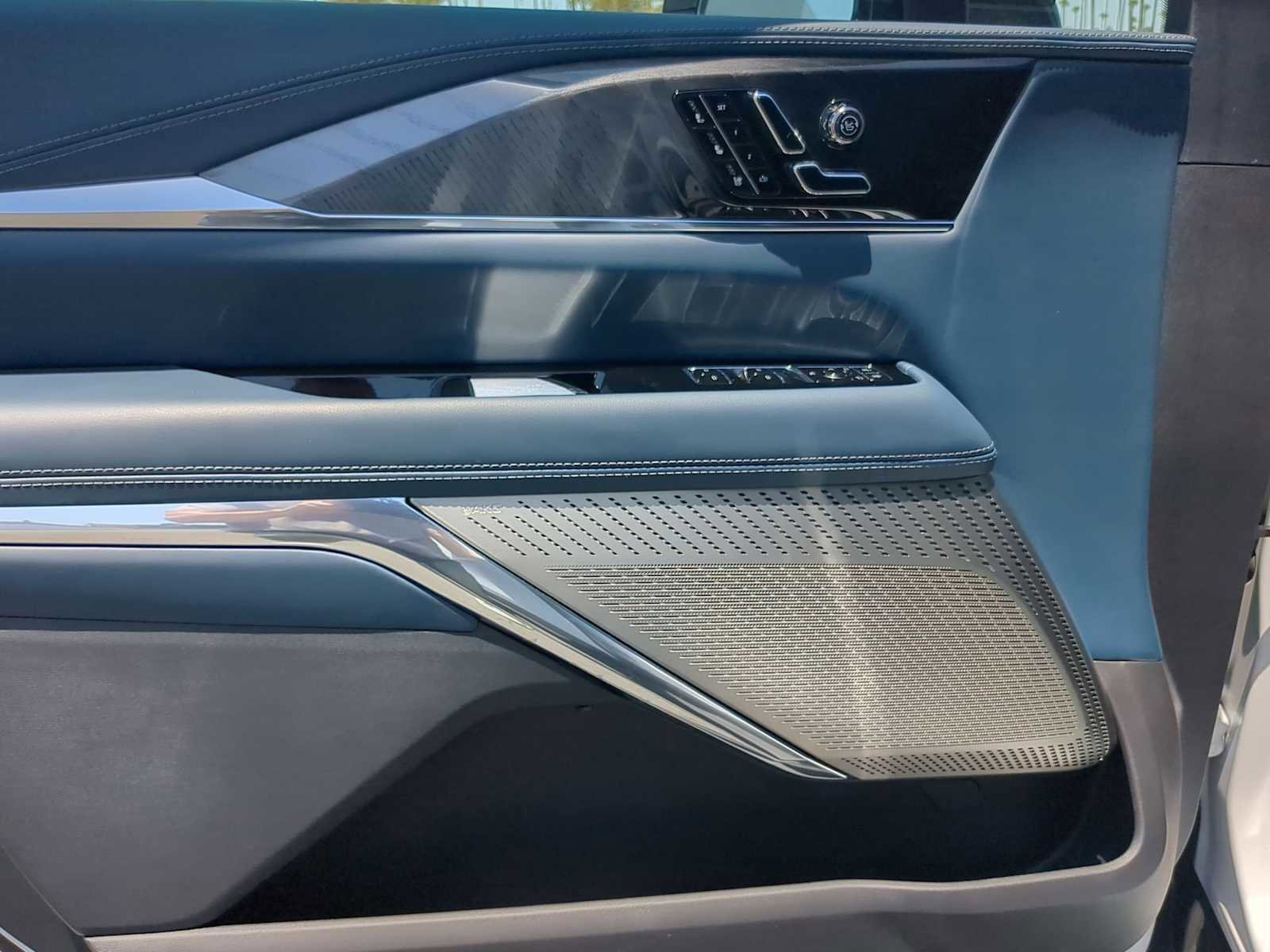 New 2025 Cadillac Escalade IQ Sport 2 image 10