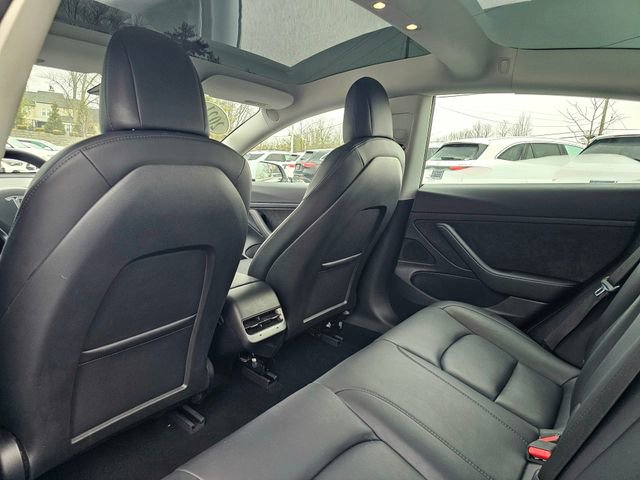 Used 2021 Tesla Model 3 Standard Range Plus image 24