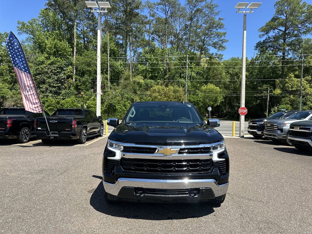 Used 2023 Chevrolet Silverado 1500 LT AWD/4WD image 11