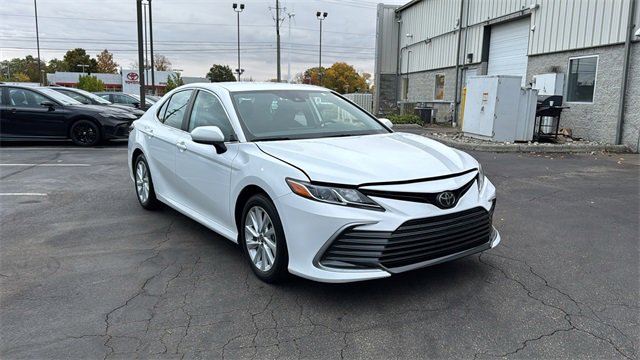 Used 2024 Toyota Camry LE image 27