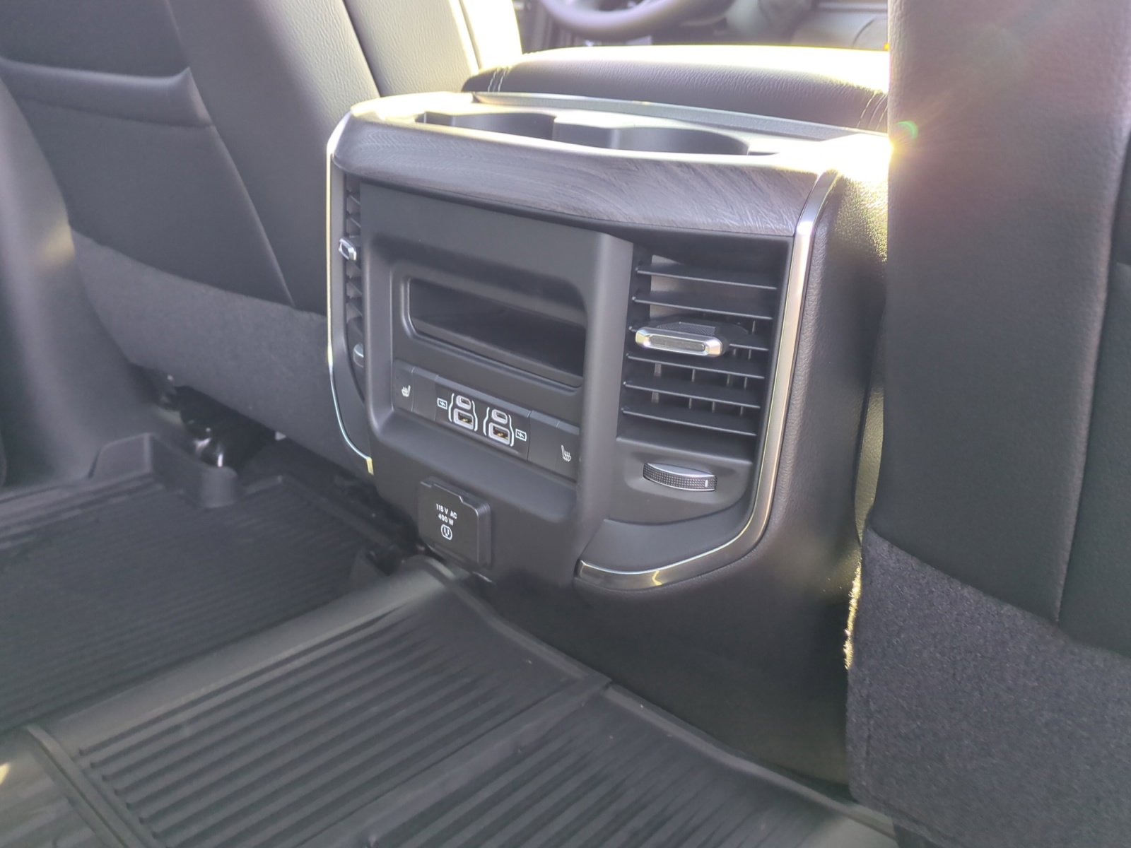 New 2026 RAM 2500 Laramie image 32