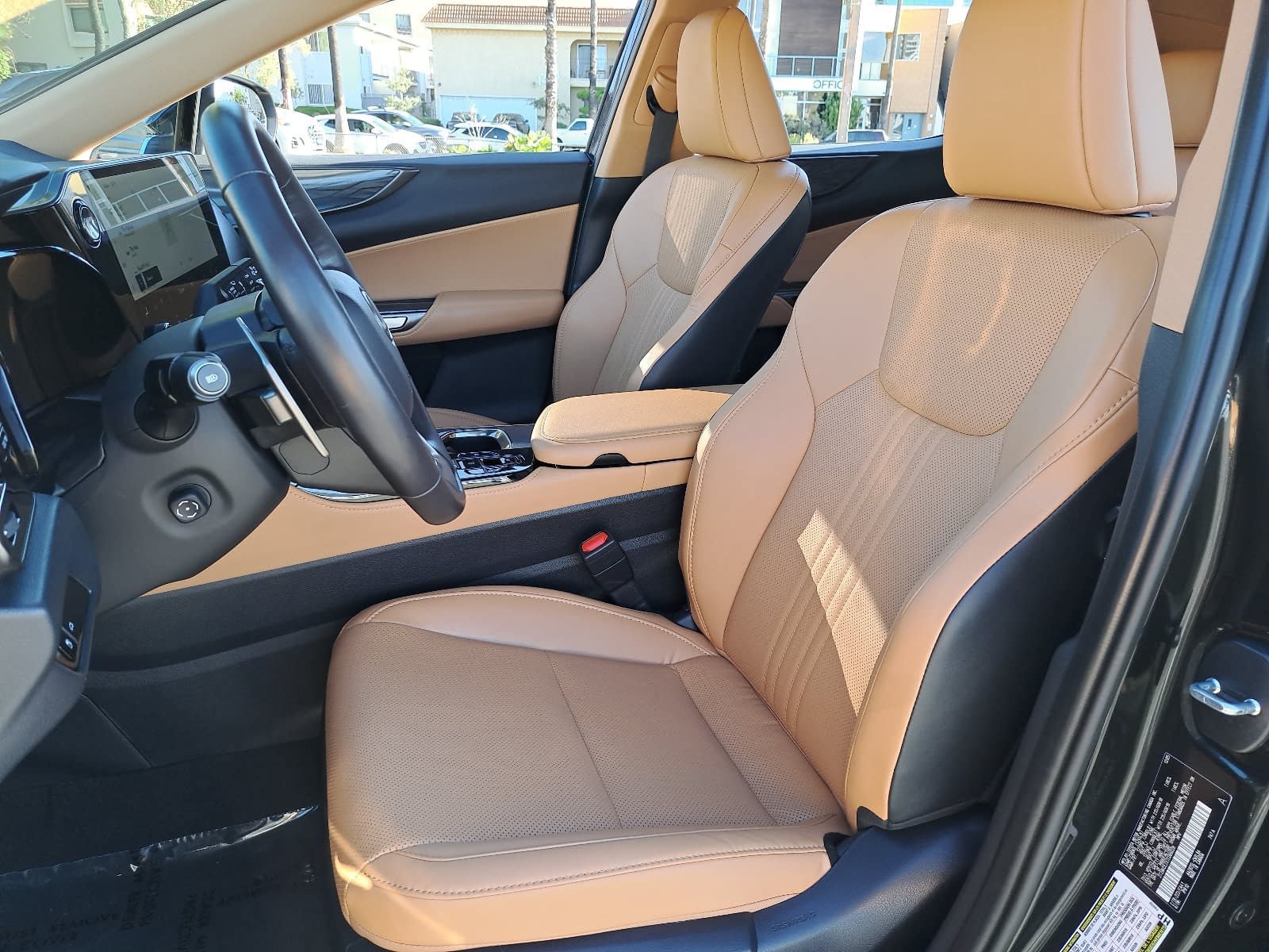 Used 2026 Lexus NX 350h AWD w/ Accessory Package (2T) image 17