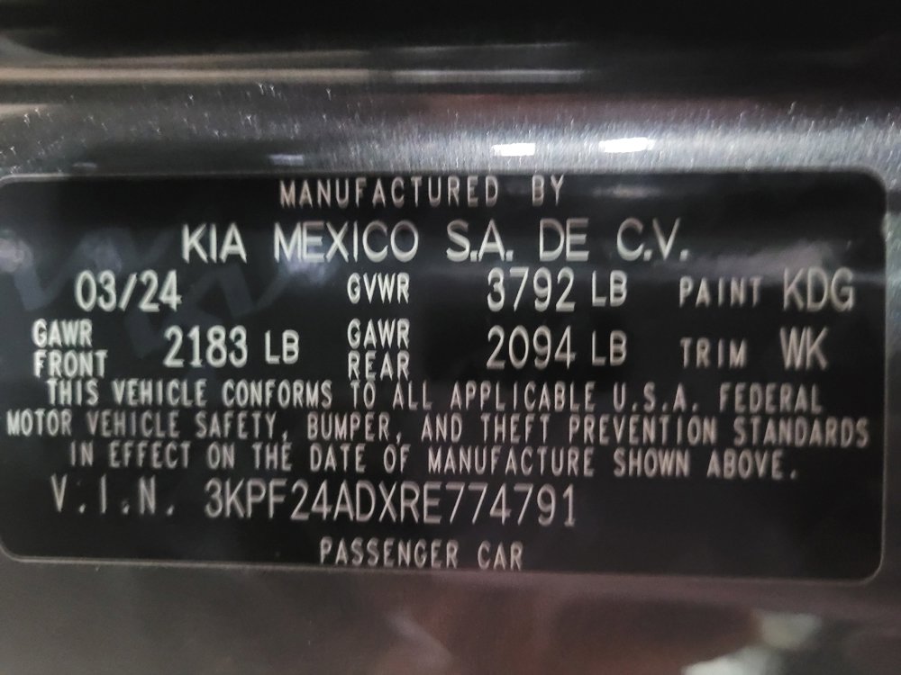 Used 2024 Kia Forte LXS image 33
