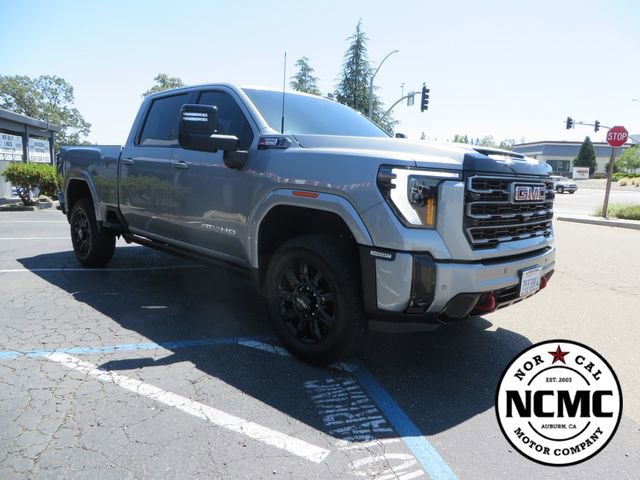 Used 2026 GMC Sierra 3500 AT4 w/ AT4 Premium Plus Package AWD/4WD image 7