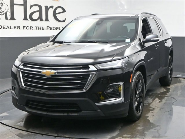 Used 2023 Chevrolet Traverse LT w/ LPO, Floor Liner Package image 7