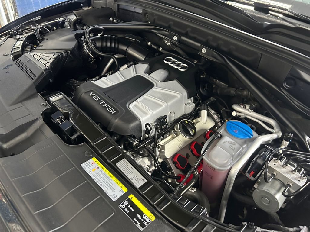 Used 2016 Audi SQ5 Premium Plus w/ Technology Package image 30