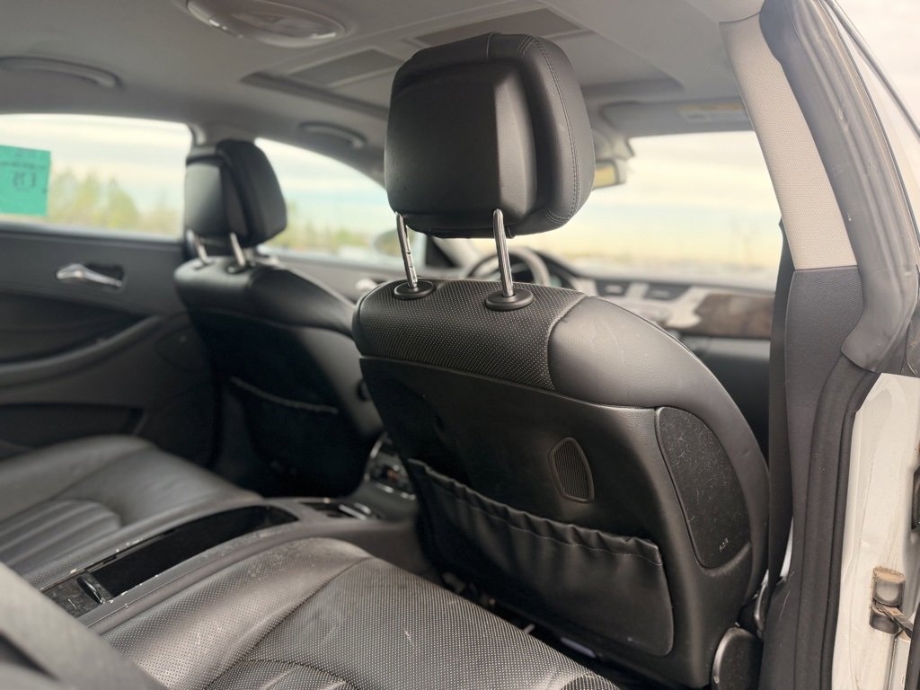 Used 2008 Mercedes-Benz CLS 550 image 17