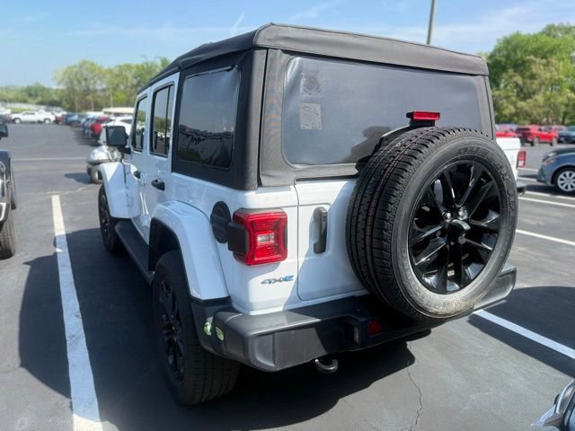 Used 2021 Jeep Wrangler Unlimited Sahara w/ Cold Weather Group image 8
