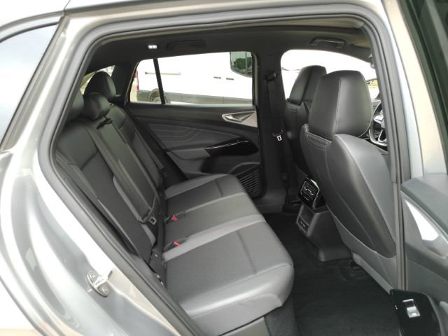 Used 2023 Volkswagen ID.4 Pro S RWD image 24