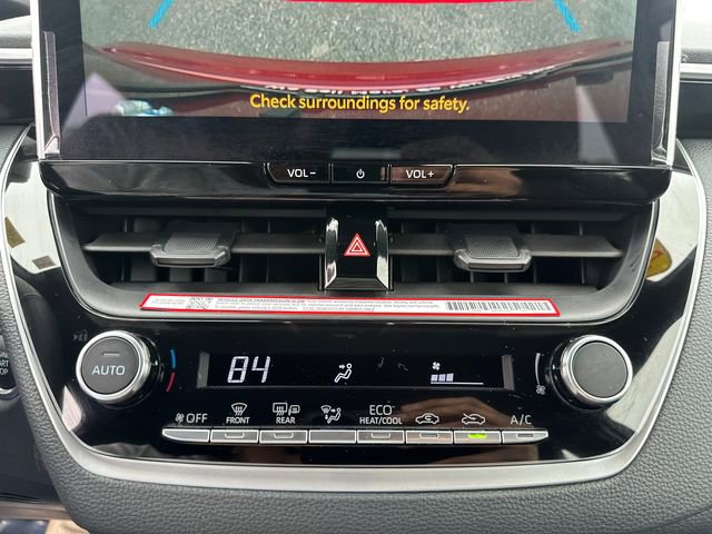 Used 2026 Toyota Corolla SE w/ SE Package image 35