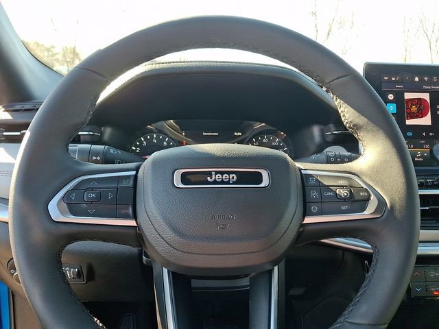 Used 2026 Jeep Compass Limited AWD/4WD image 18