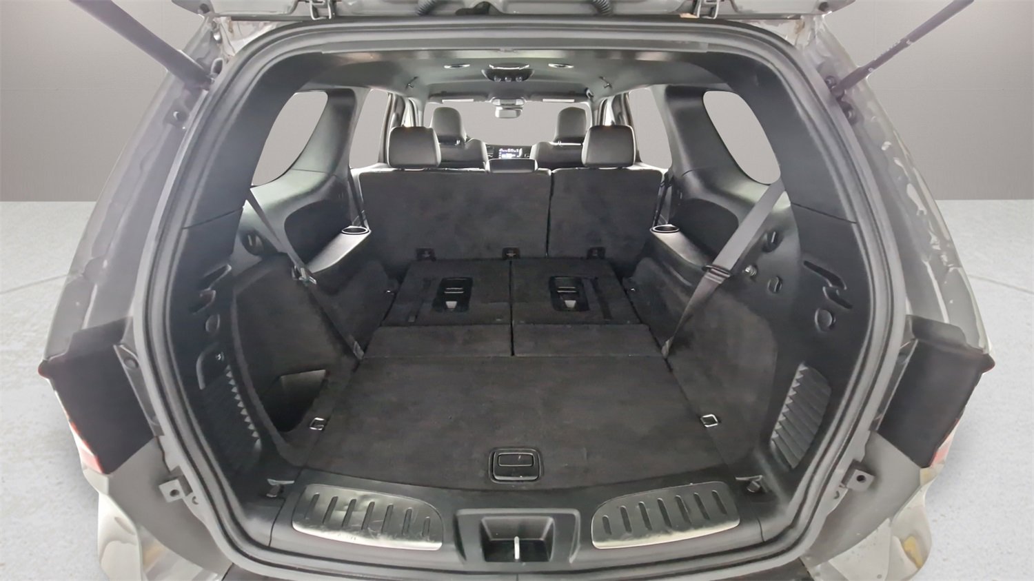 Used 2022 Dodge Durango GT image 31