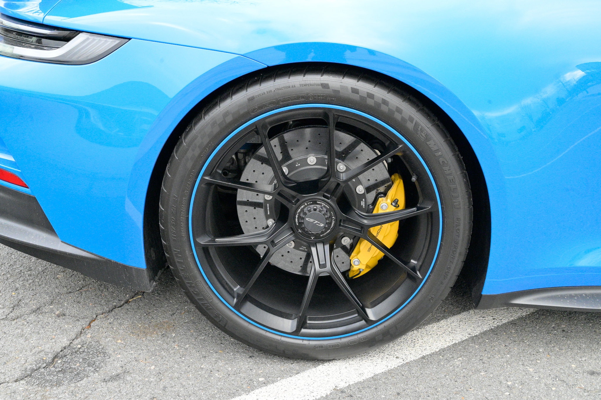 Used 2022 Porsche 911 GT3 image 11