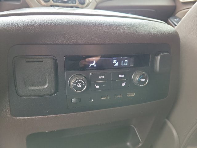 Used 2019 GMC Yukon Denali w/ Denali Ultimate Package AWD/4WD image 14