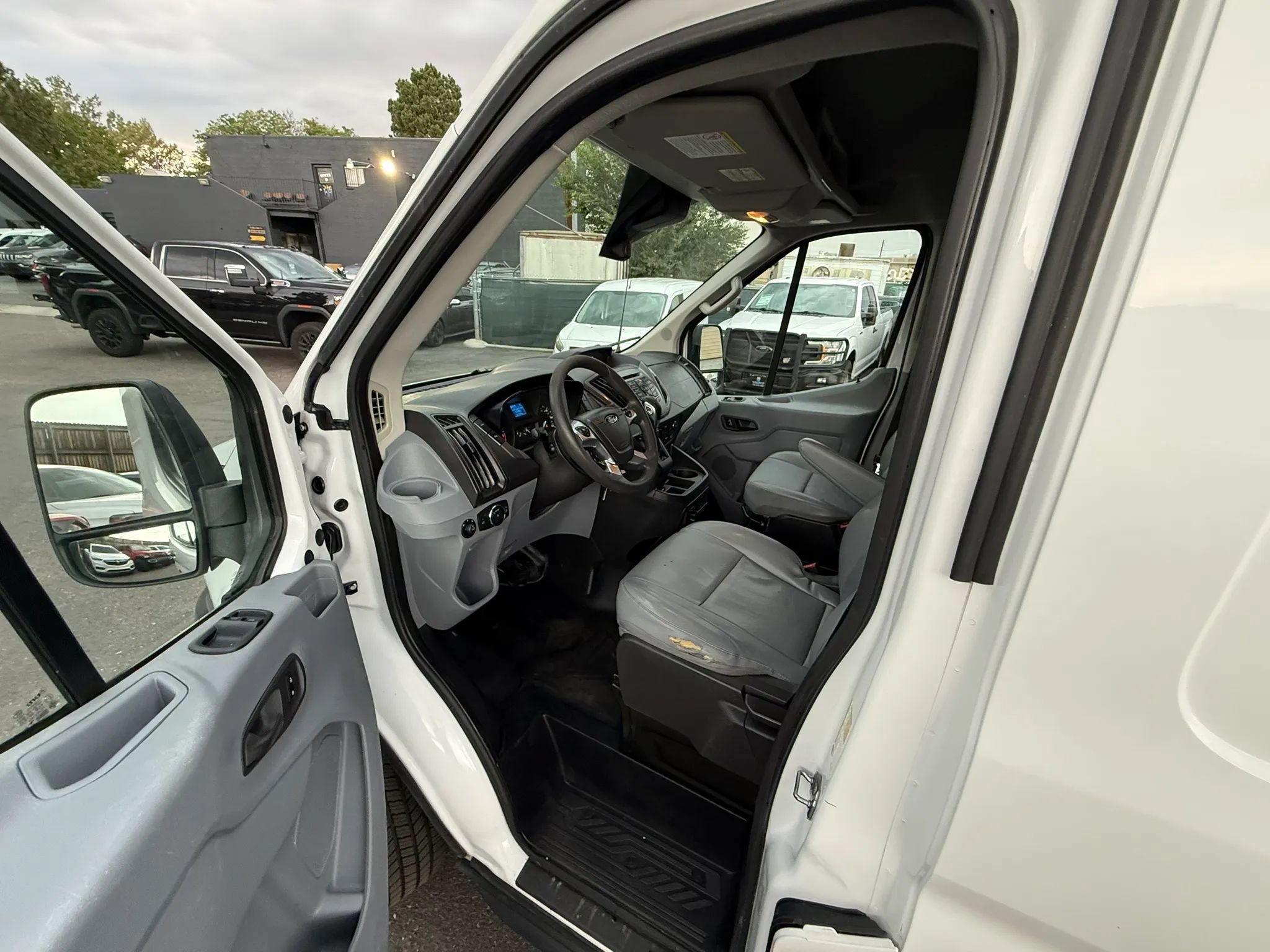 Used 2018 Ford Transit 350 148 High Roof RWD image 14