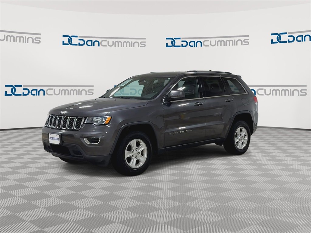 Used 2017 Jeep Grand Cherokee Laredo w/ Quick Order Package 23E image 4