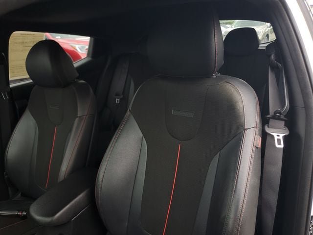 Used 2019 Hyundai Veloster 2.0 Premium FWD image 13