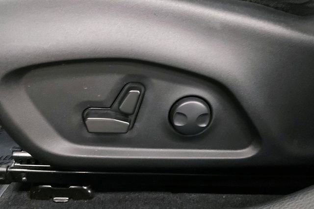 Used 2024 Jeep Compass Limited image 37