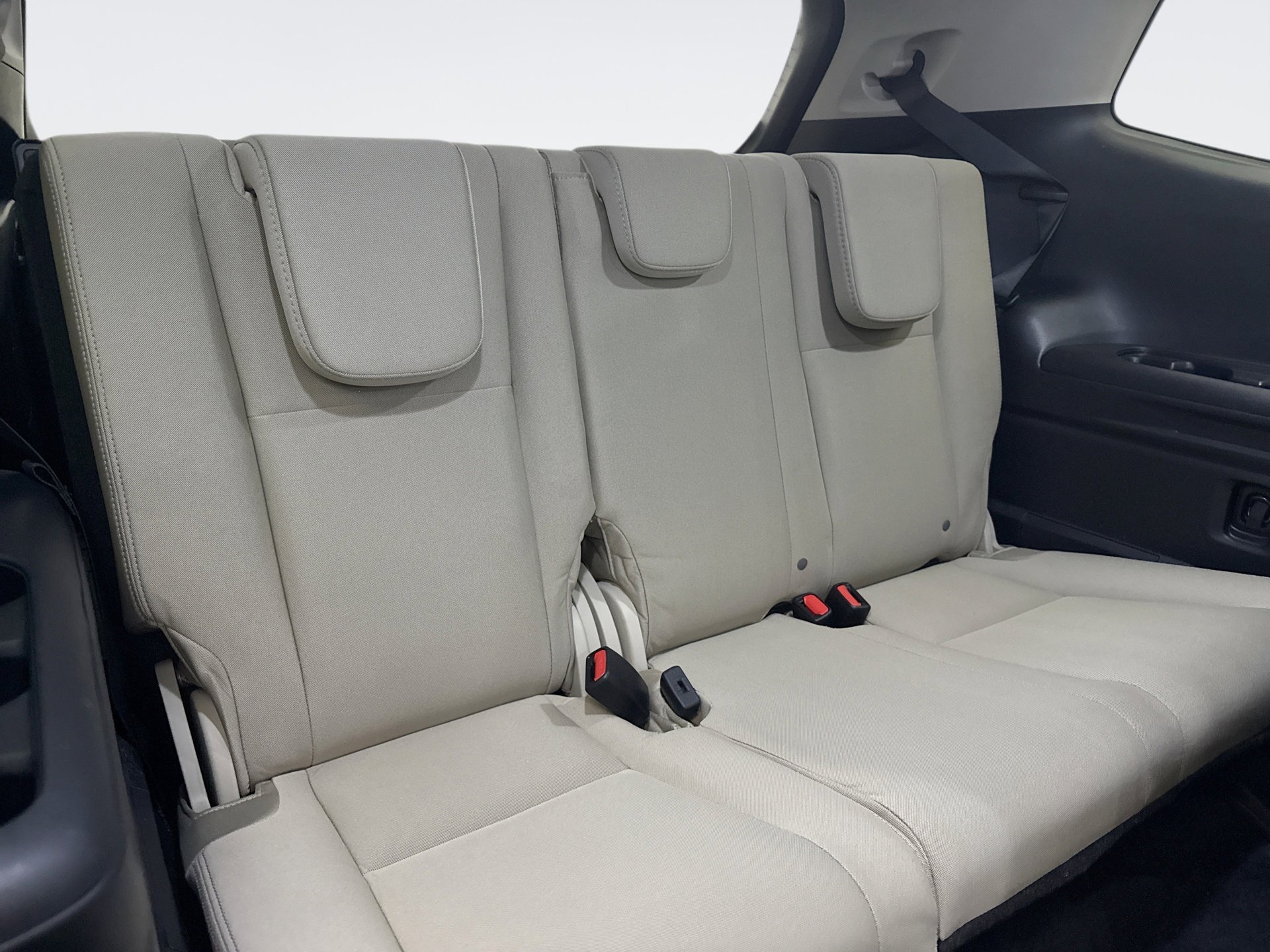 Used 2023 Subaru Ascent Premium w/ Convenience Package image 19