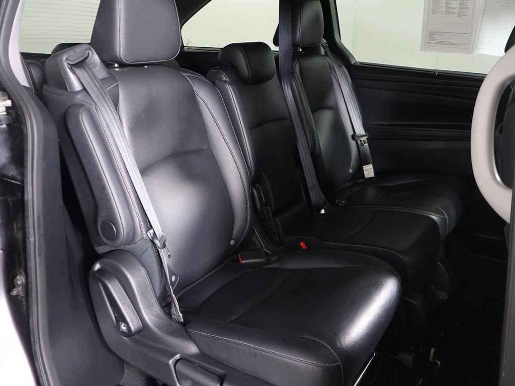 Used 2023 Honda Odyssey Touring image 32