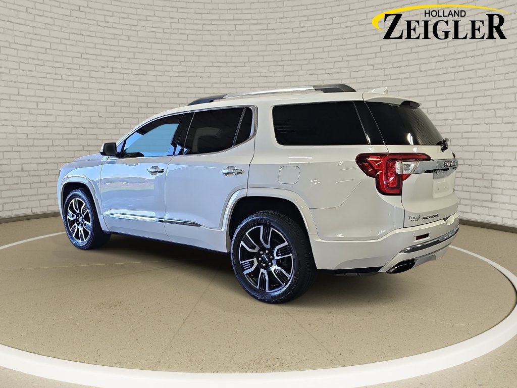 Used 2020 GMC Acadia Denali w/ LPO, Floor Liner Package AWD/4WD image 7