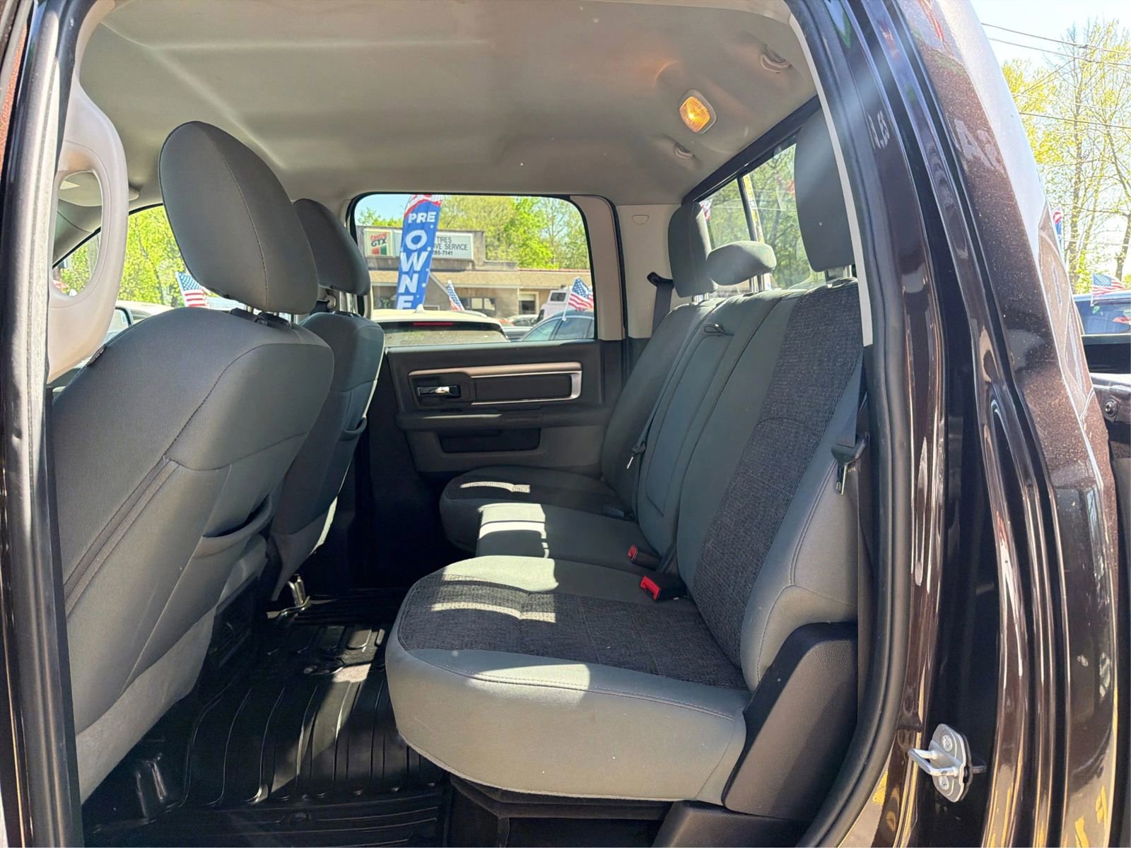 Used 2016 RAM 1500 Big Horn image 9