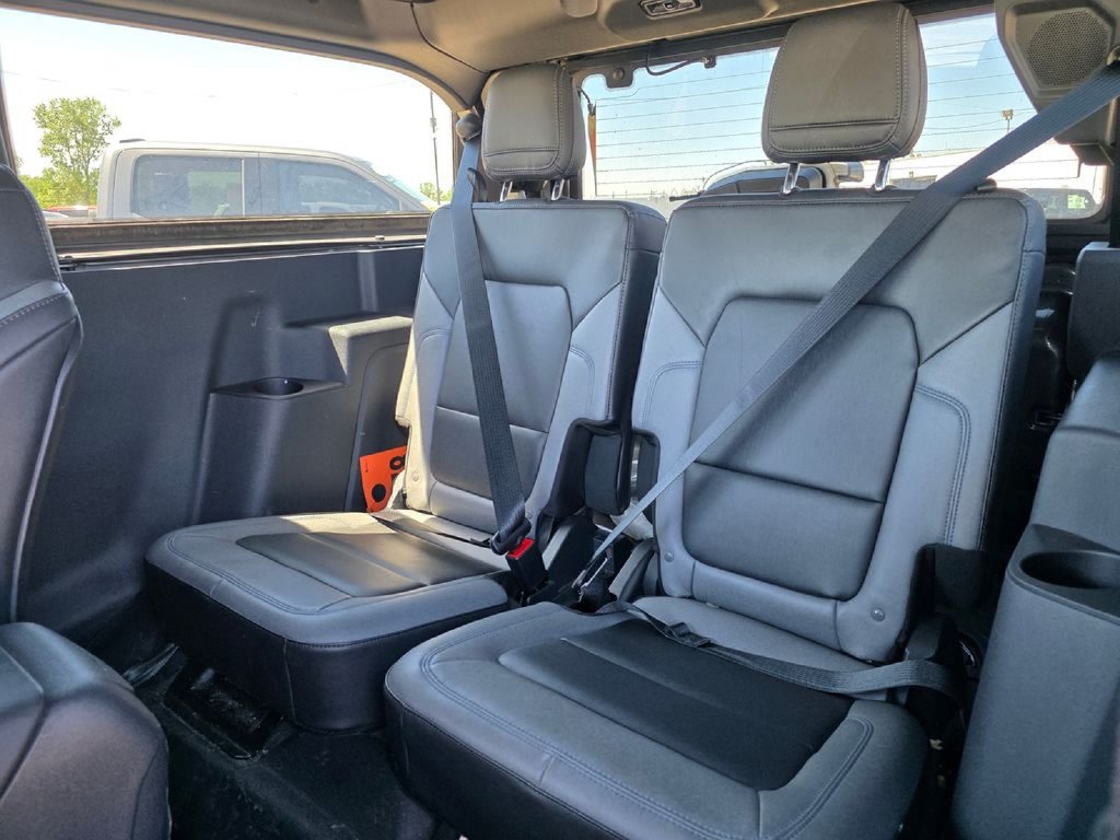 Used 2022 Ford Bronco Black Diamond AWD/4WD image 19