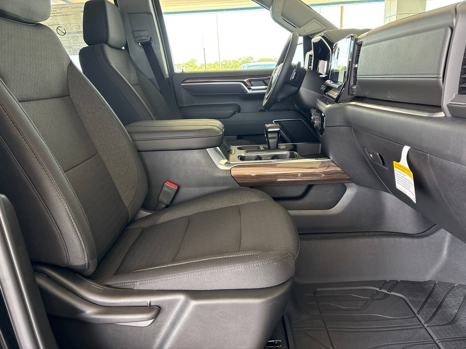 New 2026 Chevrolet Silverado 1500 LT w/ Texas Edition Plus RWD image 17