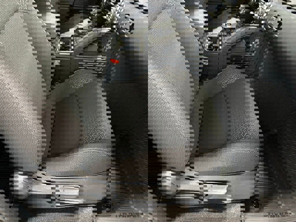 Used 2025 Toyota 4Runner SR5 image 62