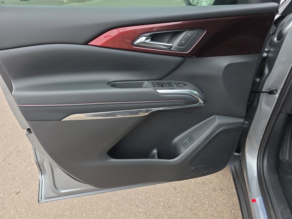 New 2026 Chevrolet Traverse Z71 image 10
