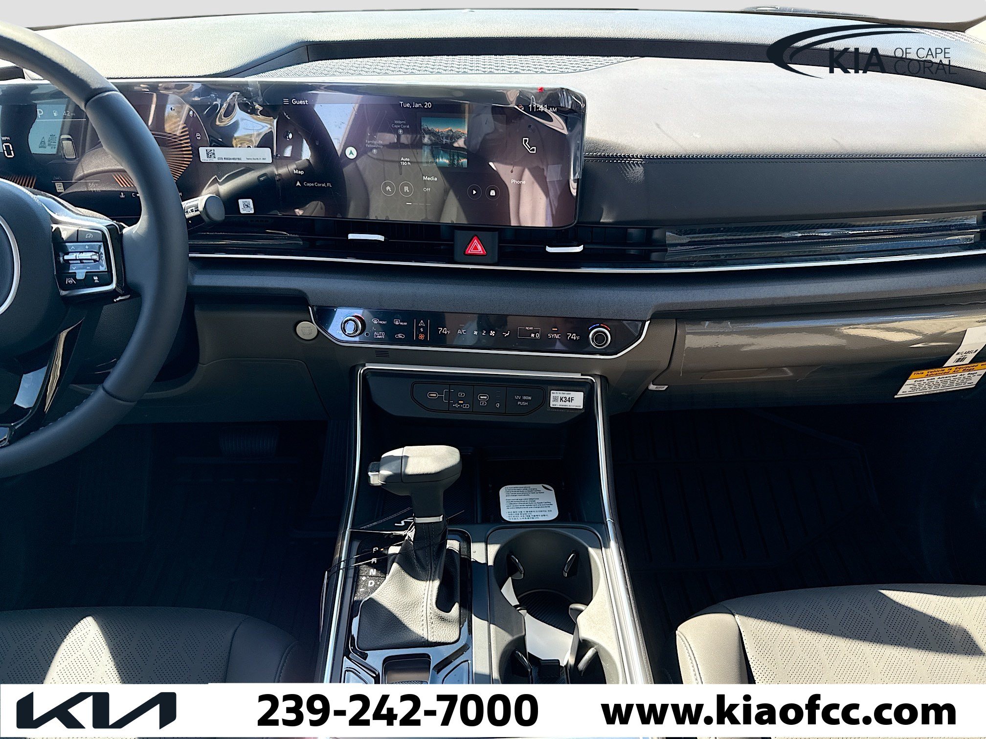 New 2026 Kia Carnival EX FWD image 18