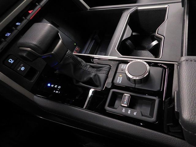 Used 2025 Toyota Tundra Limited image 32