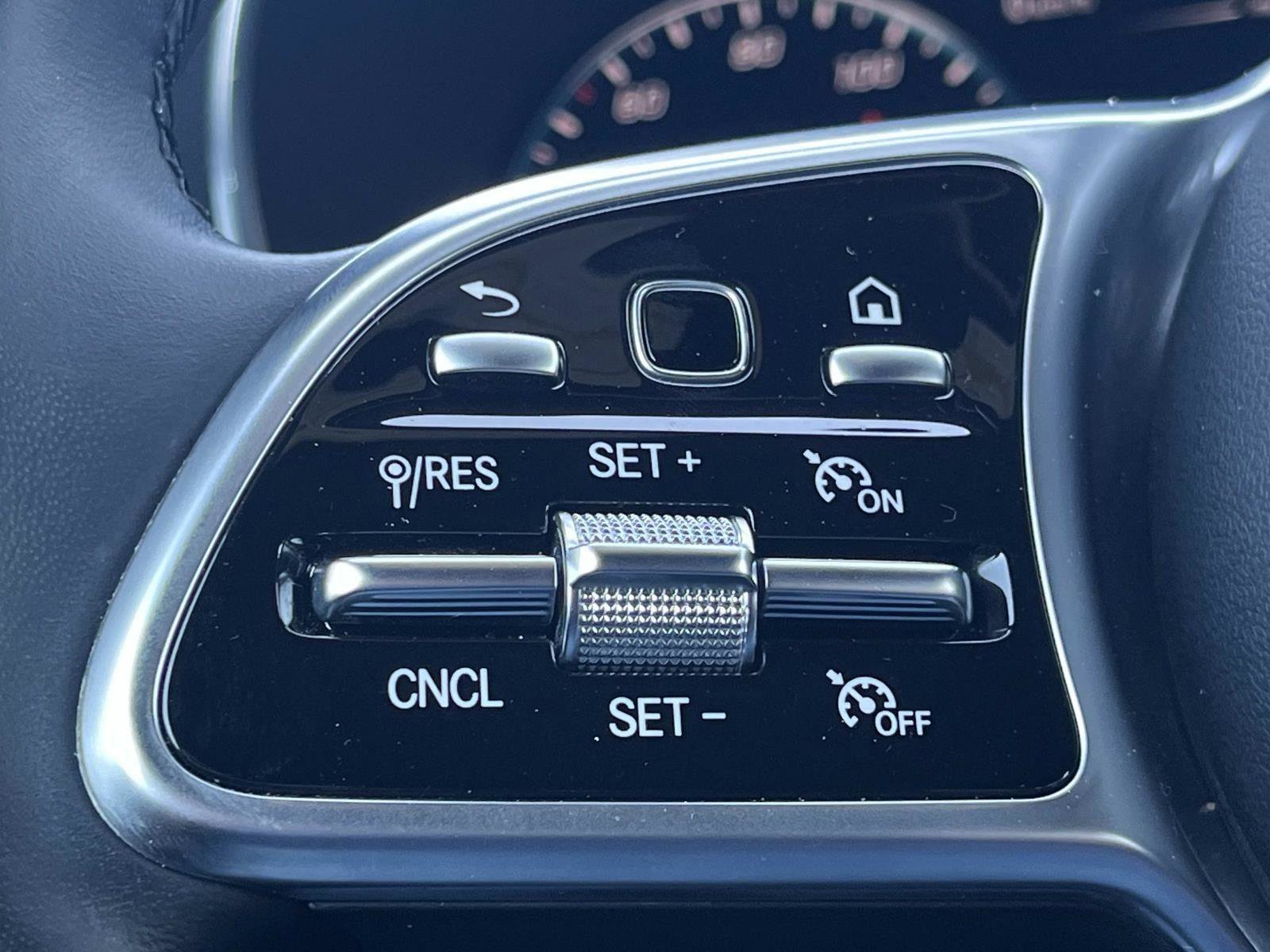 Certified 2022 Mercedes-Benz GLC 300 image 26