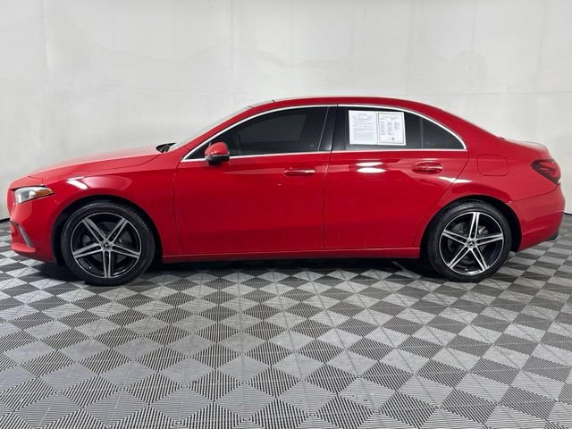Used 2019 Mercedes-Benz A 220 image 3