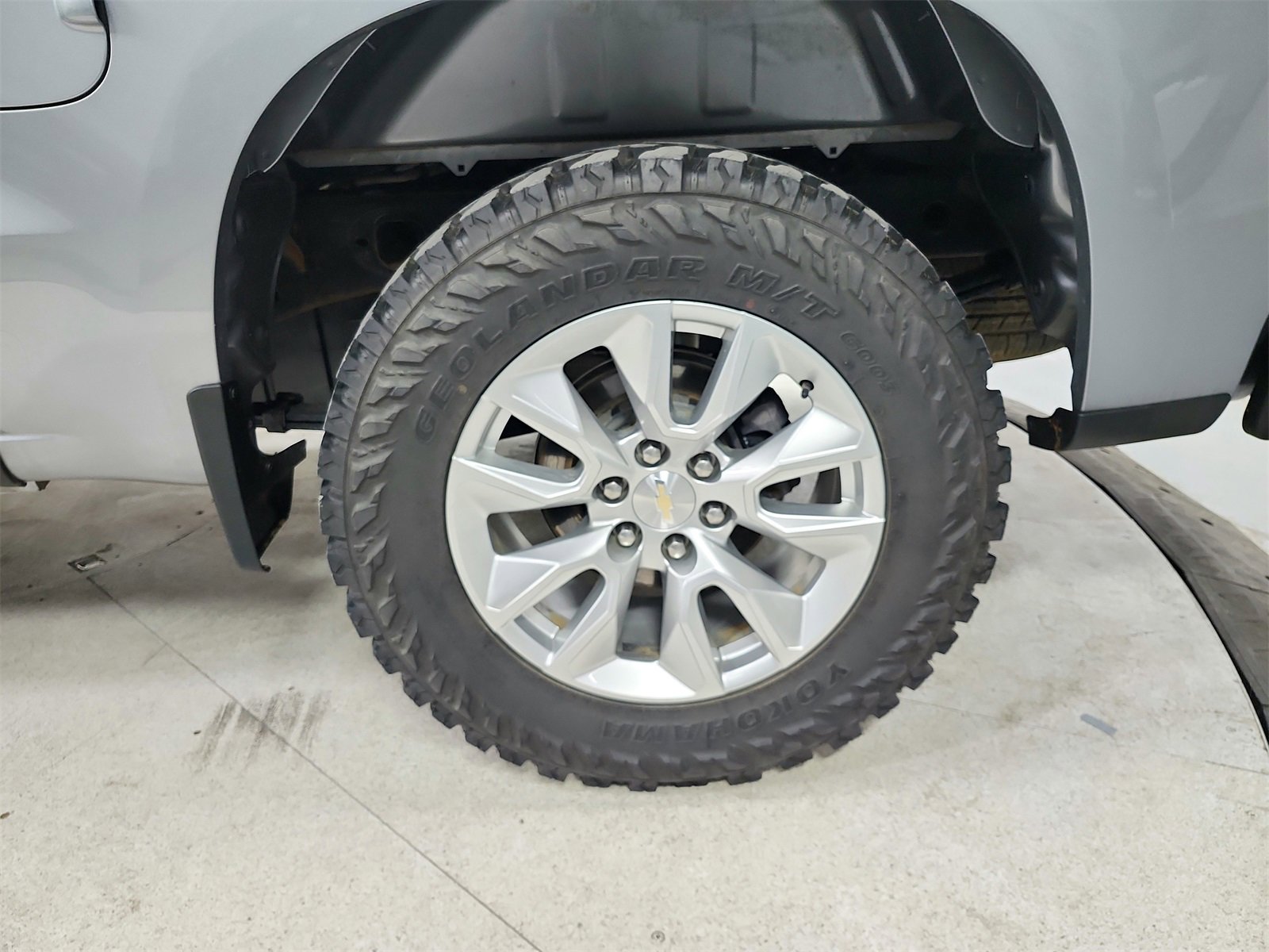 Used 2024 Chevrolet Silverado 1500 Custom image 39