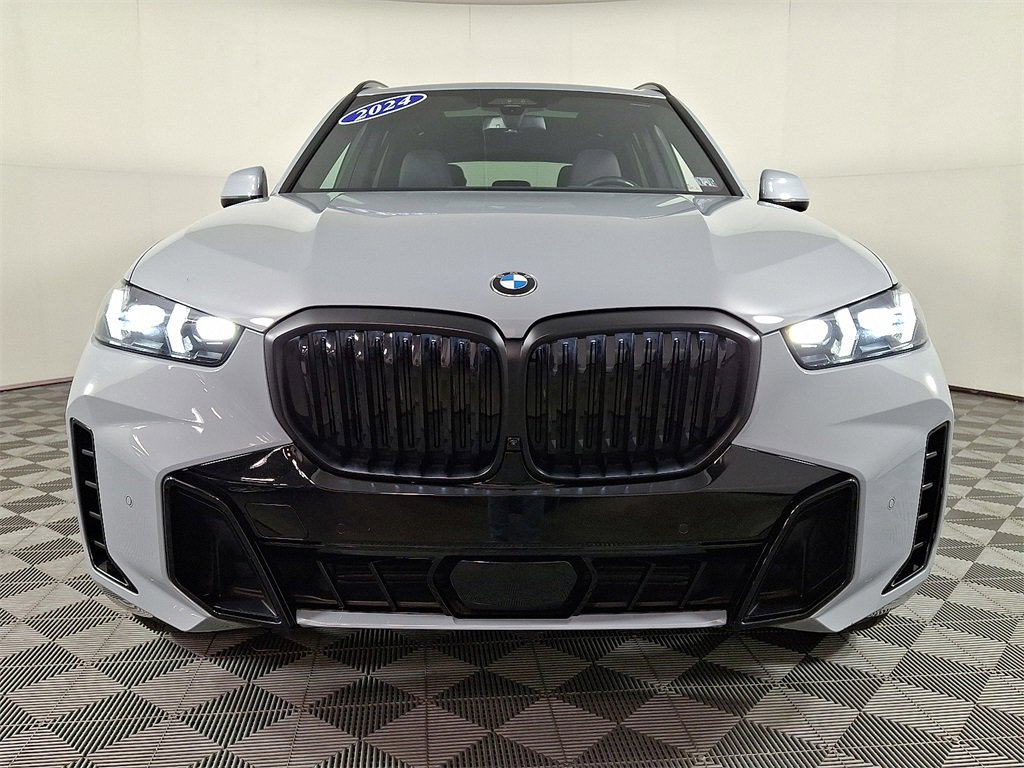 Certified 2024 BMW X5 xDrive40i w/ Executive Package image 5