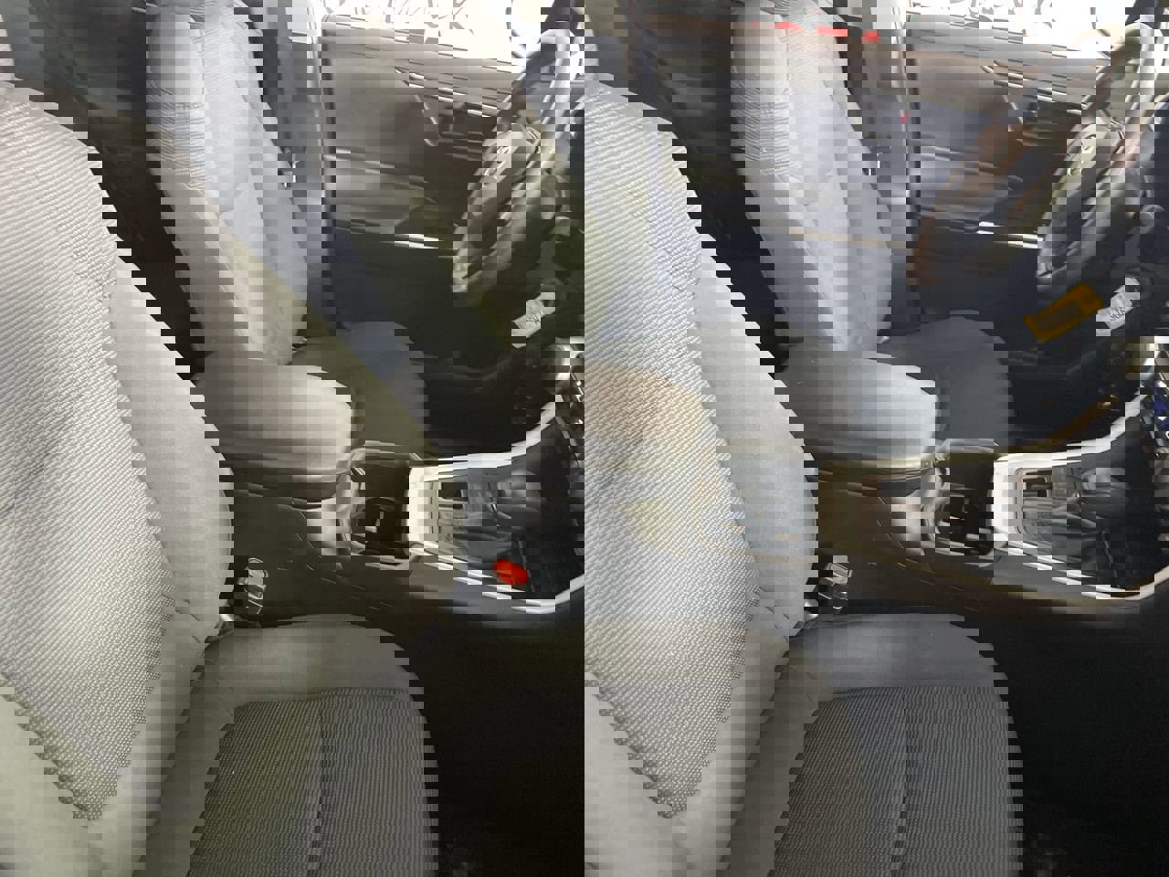 Used 2024 Toyota RAV4 LE image 24