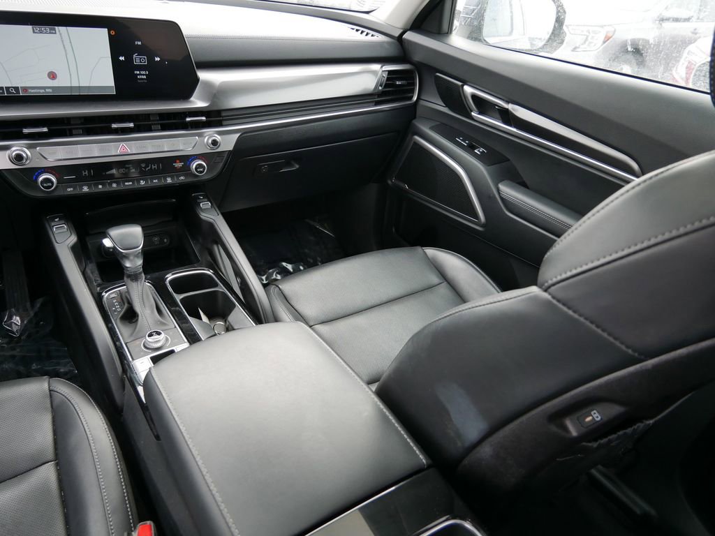Used 2025 Kia Telluride S AWD/4WD image 20
