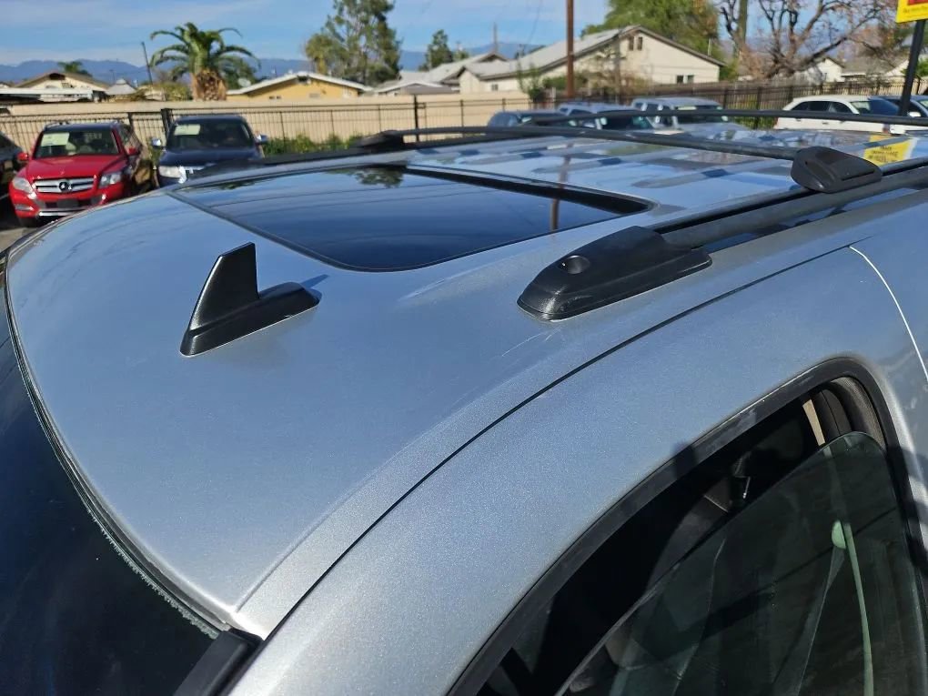 Used 2013 Chevrolet Avalanche LT w/ All-Star Edition image 29