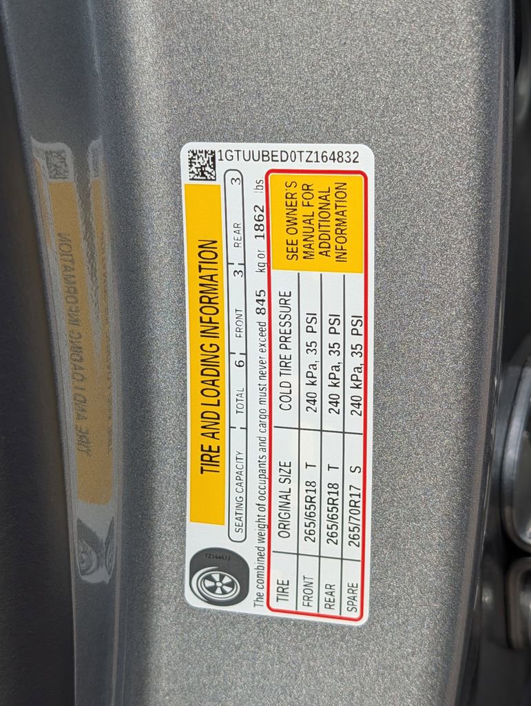 New 2026 GMC Sierra 1500 SLE image 9