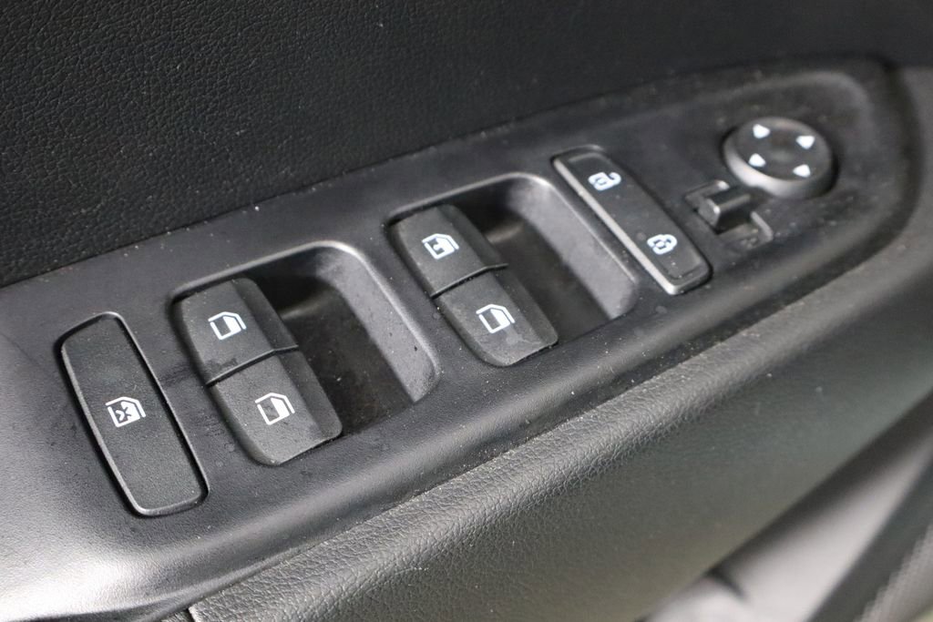 Used 2025 Hyundai Venue SE FWD image 22