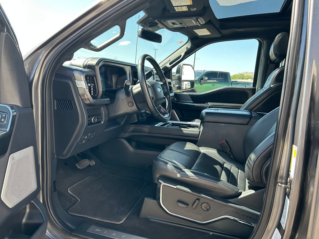 Used 2026 Ford F350 Platinum AWD/4WD image 8