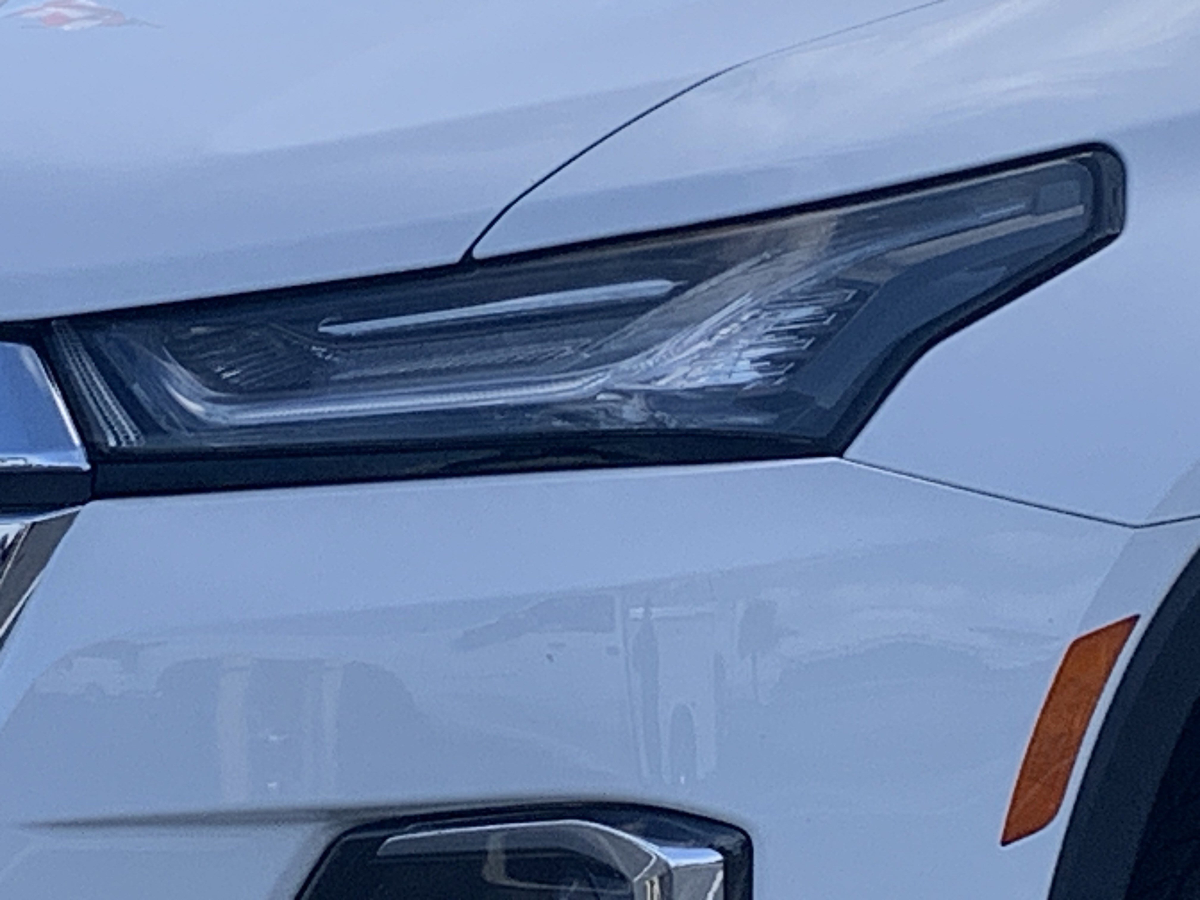 Used 2023 Chevrolet Traverse LT image 10