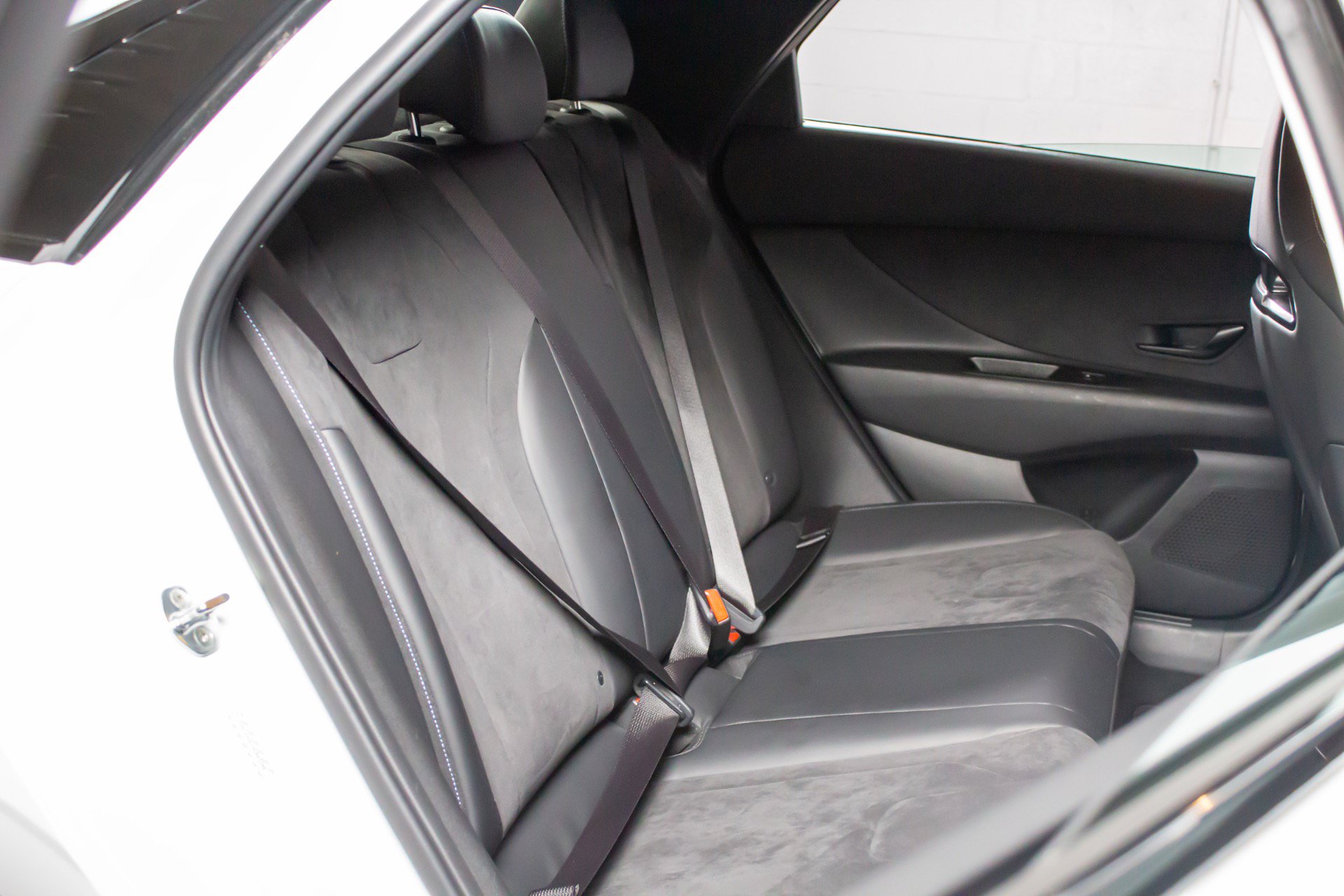 Used 2022 Hyundai Elantra N FWD image 30