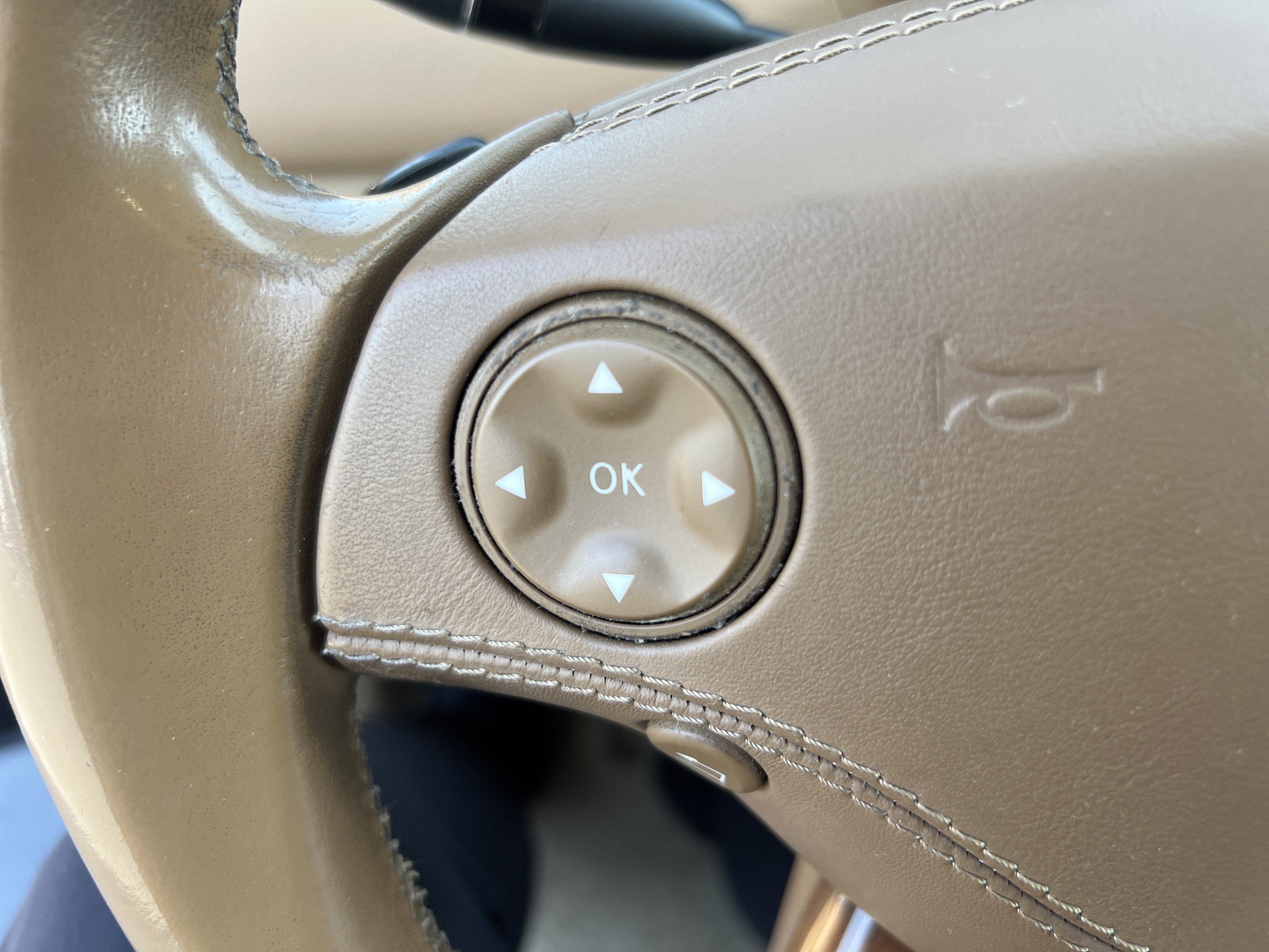 Used 2009 Mercedes-Benz CL 550 4MATIC image 19