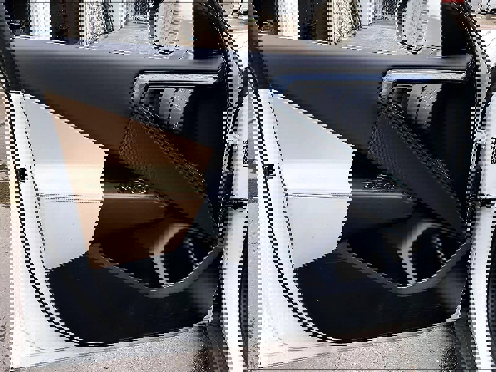 Used 2025 BMW X3 xDrive30i w/ Convenience Package image 25