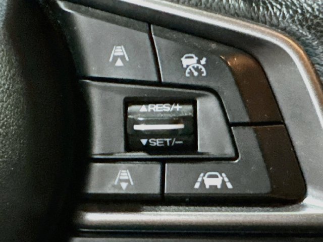 Used 2020 Subaru Ascent Limited AWD/4WD image 10
